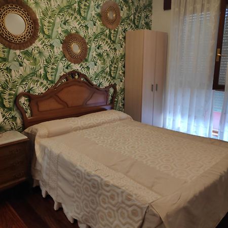 Pension Casa Leon Santoña Rum bild